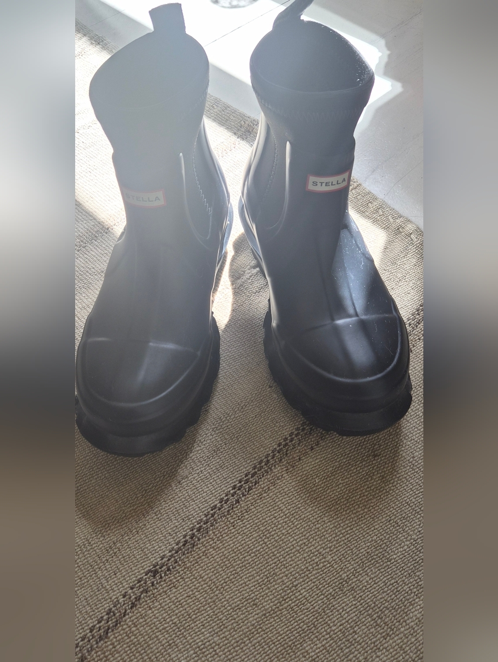 Stella McCartney Black Women's Chunky Chelsea Rain Boots